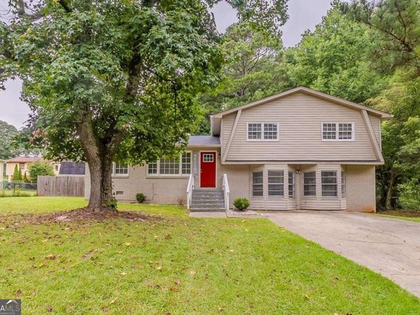 1202 Palisades Lane, Ellenwood, GA 30294