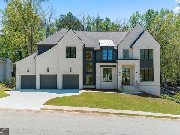 816 Hillwood Drive, Marietta, GA 30068