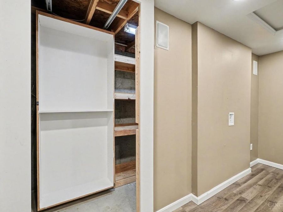 6492 Abingdon Hall, Hamilton Township, OH 45152 Photo 20