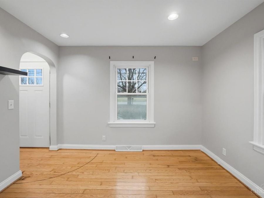 440 W Sharon Road, Springdale, OH 45246 Photo 22