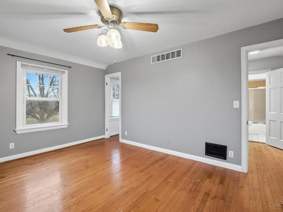 440 W Sharon Road, Springdale, OH 45246 Photo 24