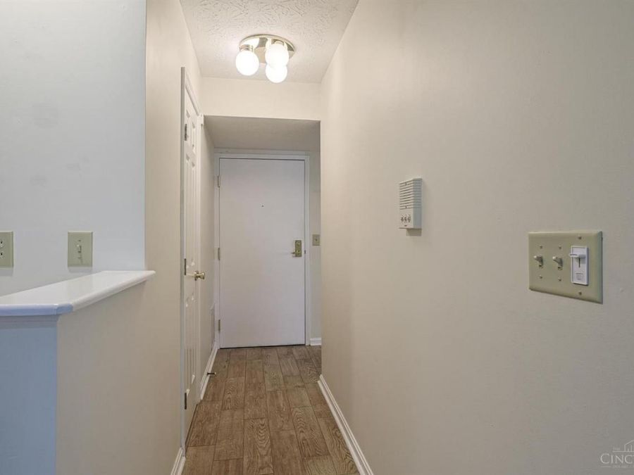 12060 Regency Run Court, Unit 1, Springfield Township, OH 45240 Photo 3