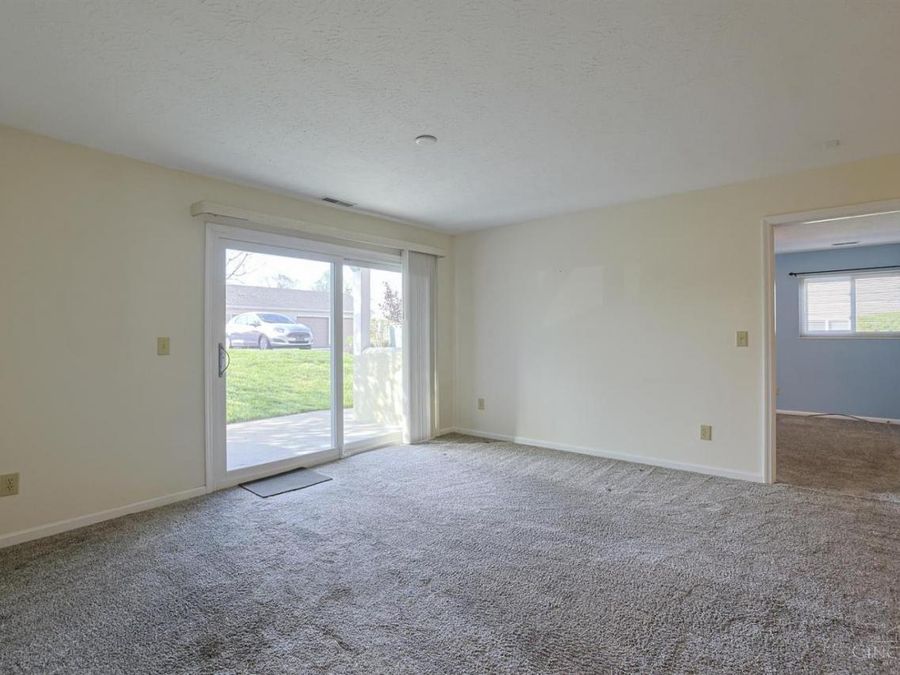 12060 Regency Run Court, Unit 1, Springfield Township, OH 45240 Photo 6