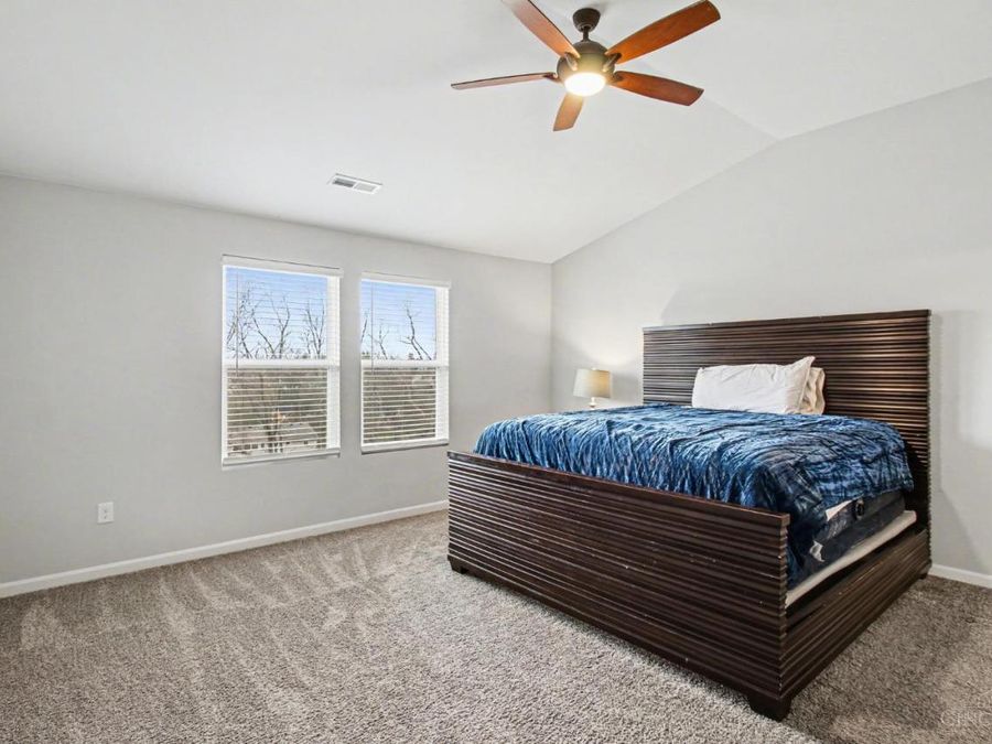 4677 Hampton Pointe Drive, Green Township, OH 45248 Photo 15