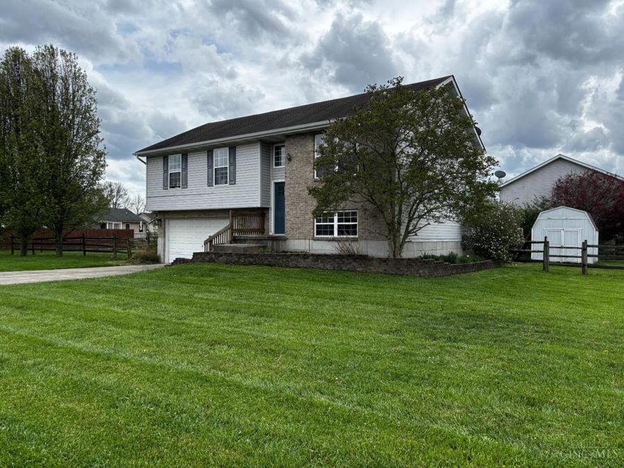 210 E Robin Avenue, Green Township, OH 45154 Photo 10