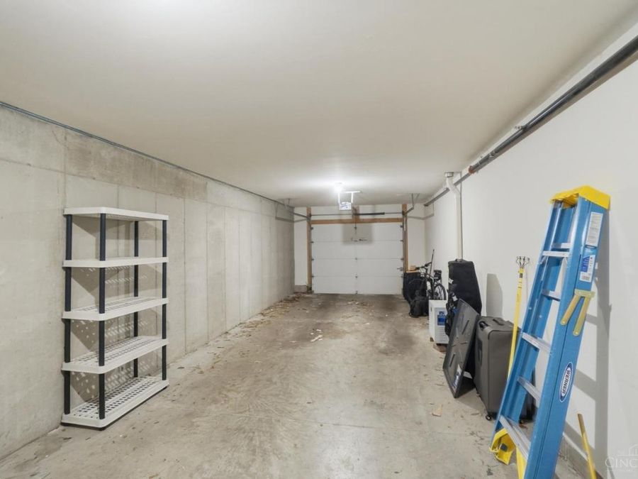 3346 Marburg Square Lane, Unit 8E, Cincinnati, OH 45209 Photo 16