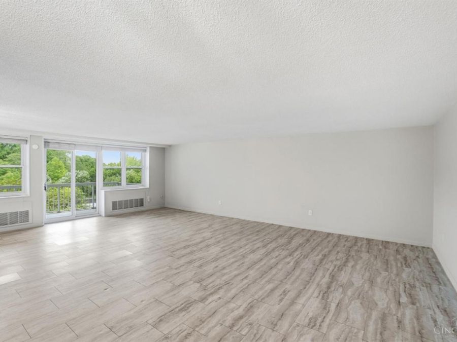 2444 Madison Road, Unit 408, Cincinnati, OH 45208 Photo 7