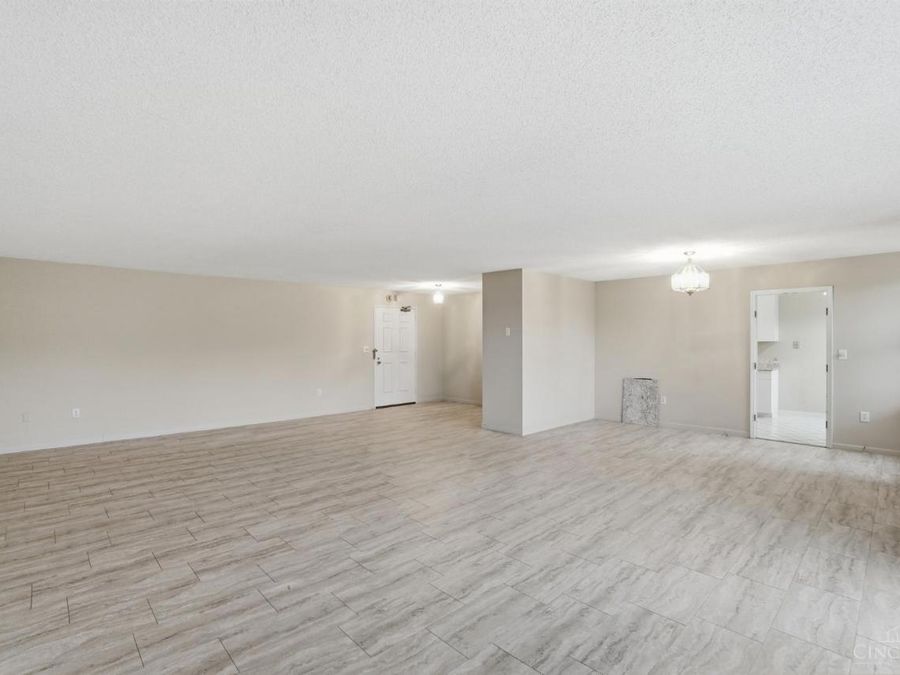 2444 Madison Road, Unit 408, Cincinnati, OH 45208 Photo 9