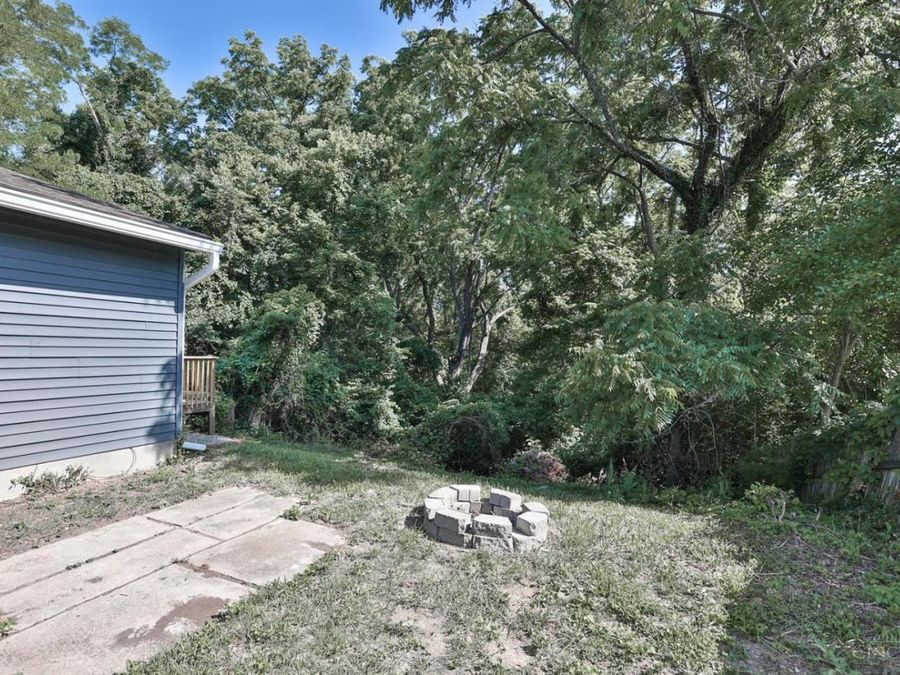 958 Hollytree Drive, Springfield Township, OH 45231 Photo 40