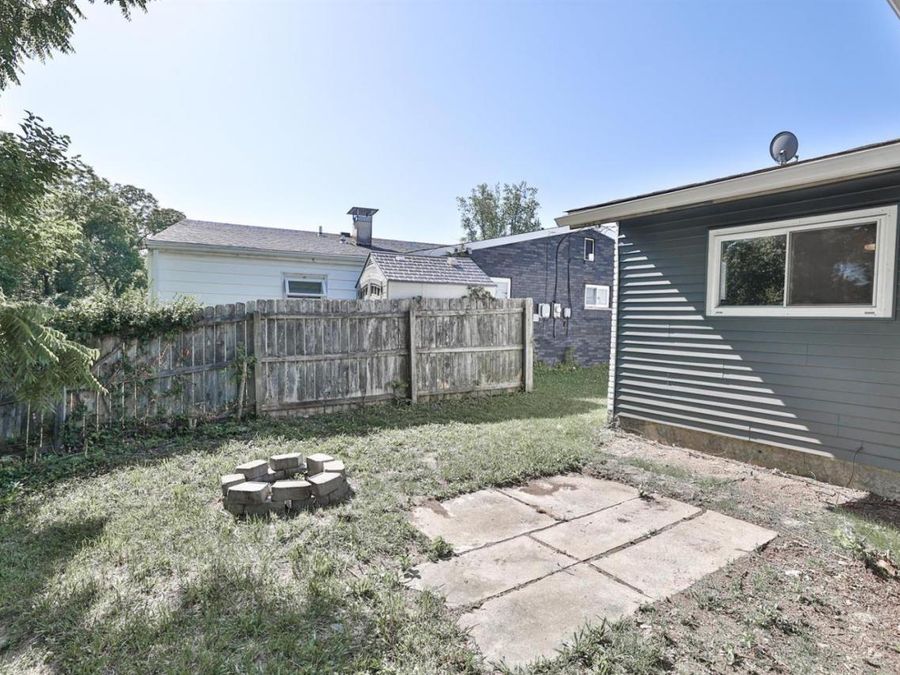 958 Hollytree Drive, Springfield Township, OH 45231 Photo 41