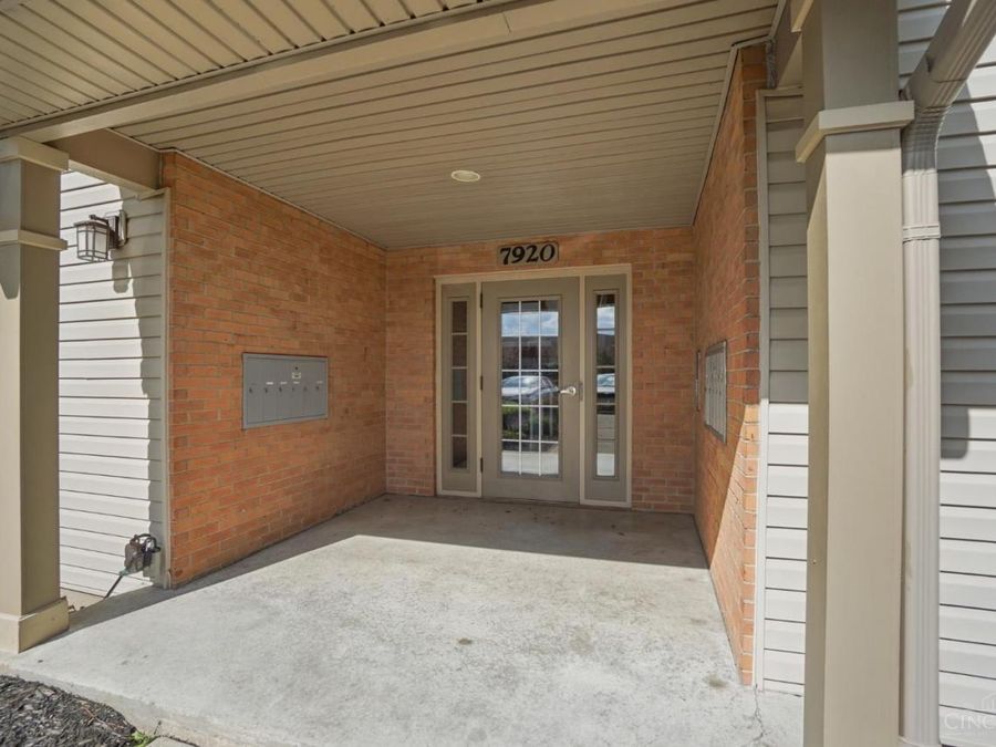 7920 Jessies Way, Unit 102, Fairfield Township, OH 45011 Photo 2