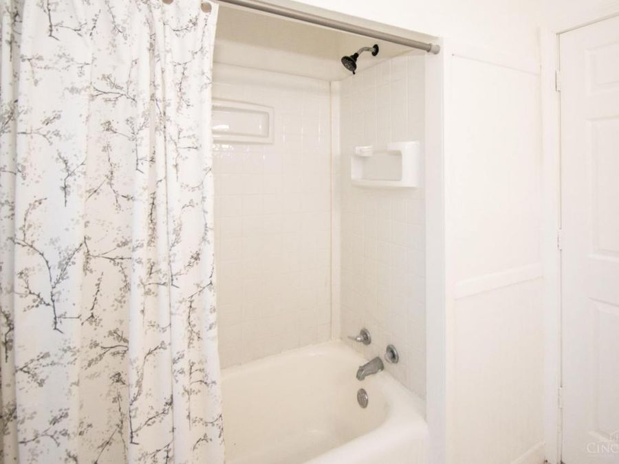 1354 Avon Drive, Cincinnati, OH 45229 Photo 30