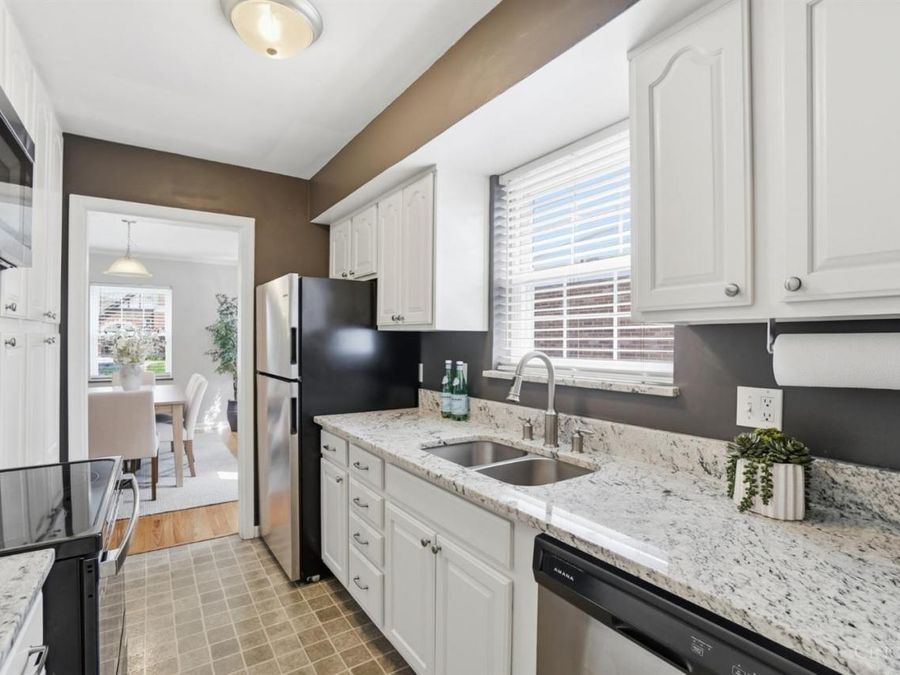 3863 Homewood Road, Mariemont, OH 45227 Photo 14