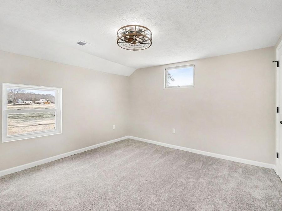 1660 Sample Road, Reily Township, OH 45056 Photo 9