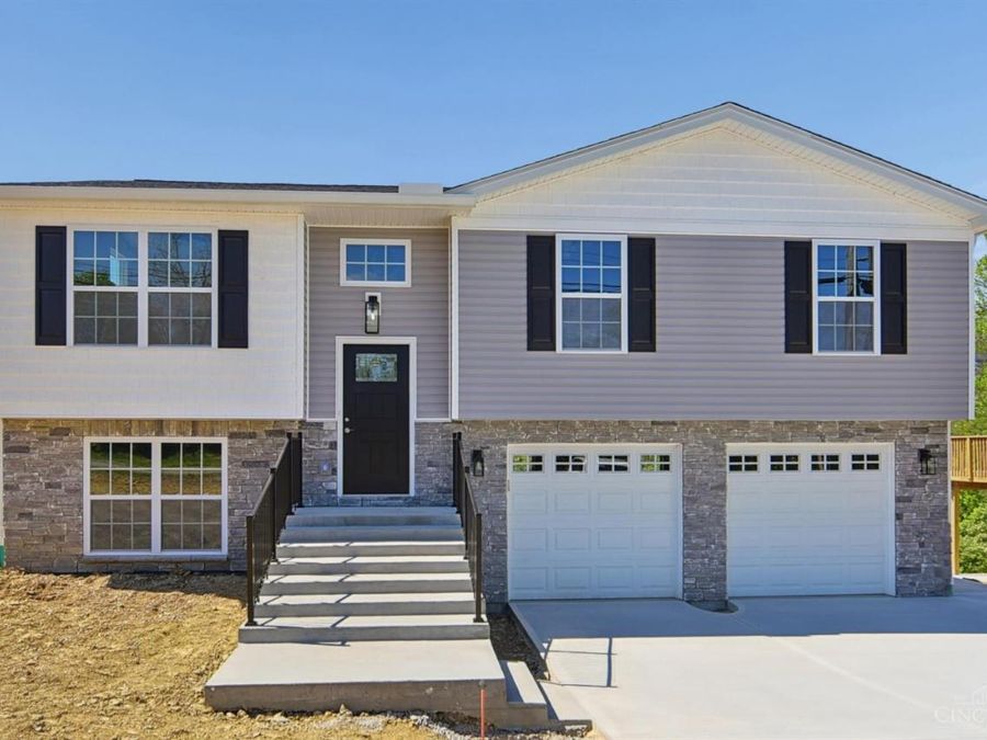 1115 Compton Road, Springfield Township, OH 45231 Photo 1