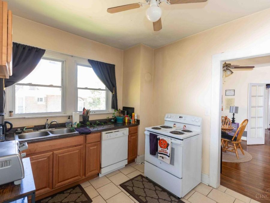 741 E Mitchell Avenue, Cincinnati, OH 45229 Photo 8
