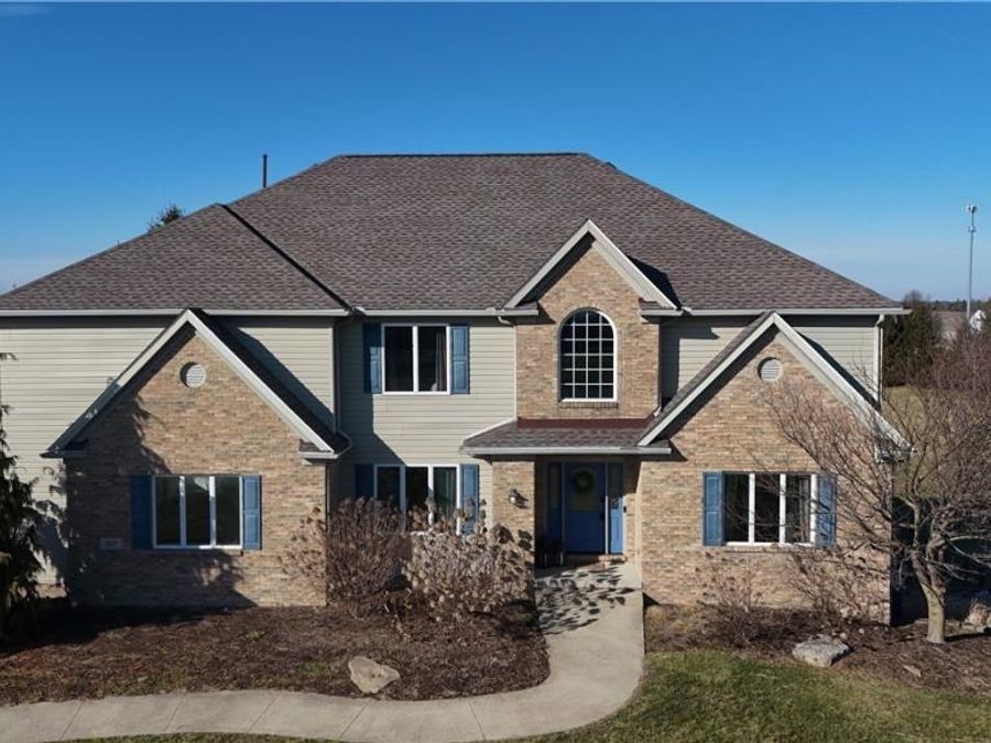 1617 Charolais Street NW, Uniontown, OH 44685 Photo 1