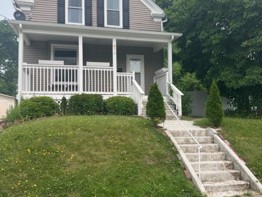 671 Kling Street , Akron, OH 44311 Photo 1