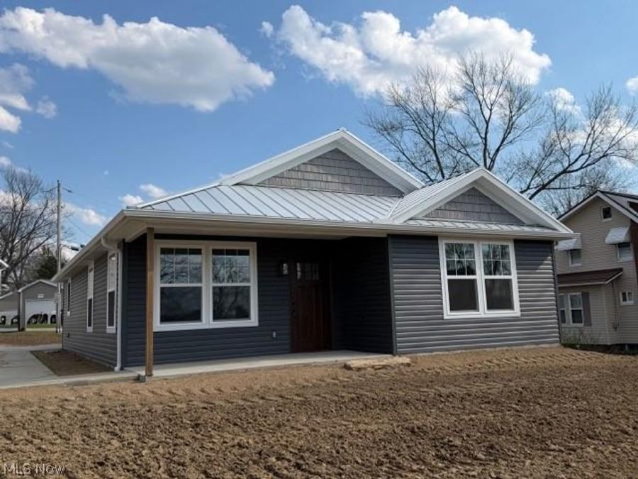6446 Navarre Road SW, Navarre, OH 44662 Photo 1