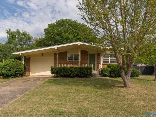 2004 Rodgers Drive NE, Huntsville, AL 35810