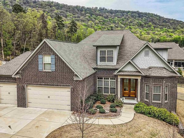1314 Pecan Point Way SE, Huntsville, AL 35803