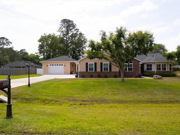 103 STEPHANIE STREET , PALATKA, FL 32177