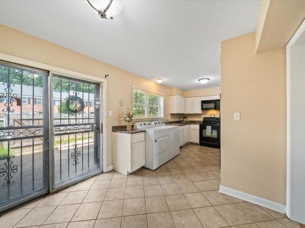 5696 QUINCE RD , Unit 3, Memphis, TN 38119
