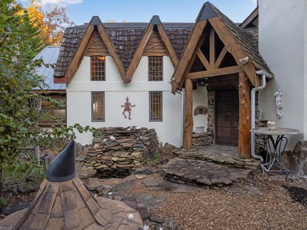 3002 Wilson Avenue, Signal Mountain, TN 37377
