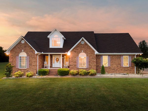 1642 Caughran Rd , Lewisburg, TN 37091