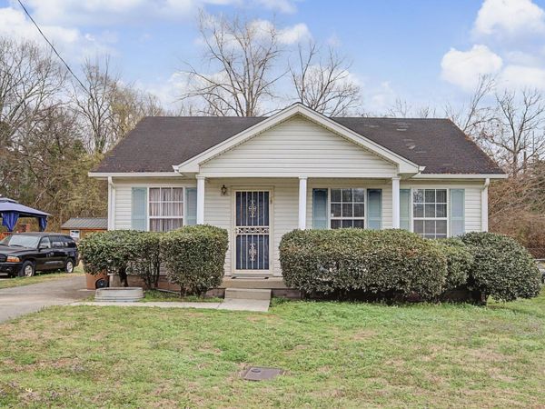 2573 Slaydon Dr , Nashville, TN 37207