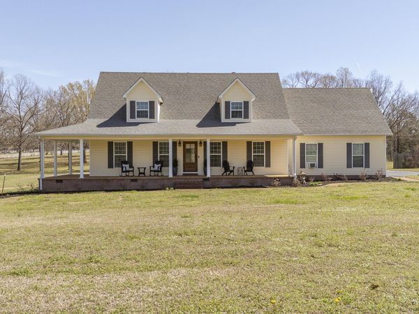 825 RAYMOND MCANALLY RD , Savannah, TN 38372