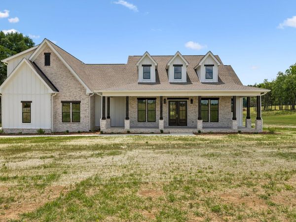 2817 Unionville Rd , Chapel Hill, TN 37034