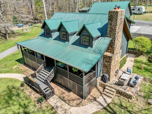 135 County Road 294 , Bryant, AL 35958