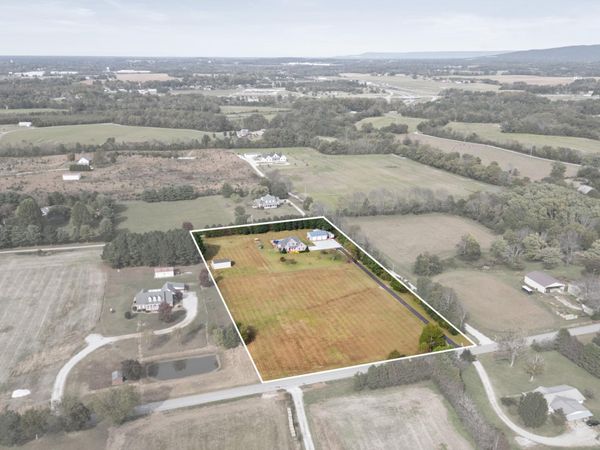 3115 Holders Cove Rd , Winchester, TN 37398