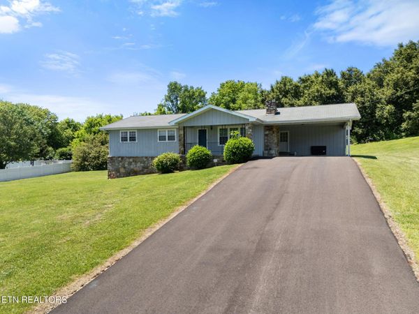 264 Ironwood Drive , Kodak, TN 37764