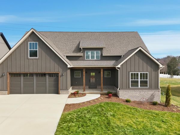 20 Glaze Farm Way, Johnson City, TN 37601