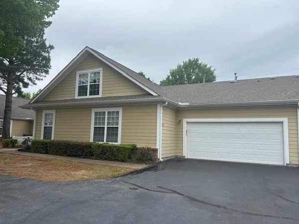 7413 APPLING OAKS DR, Unit 44, Cordova, TN 38016