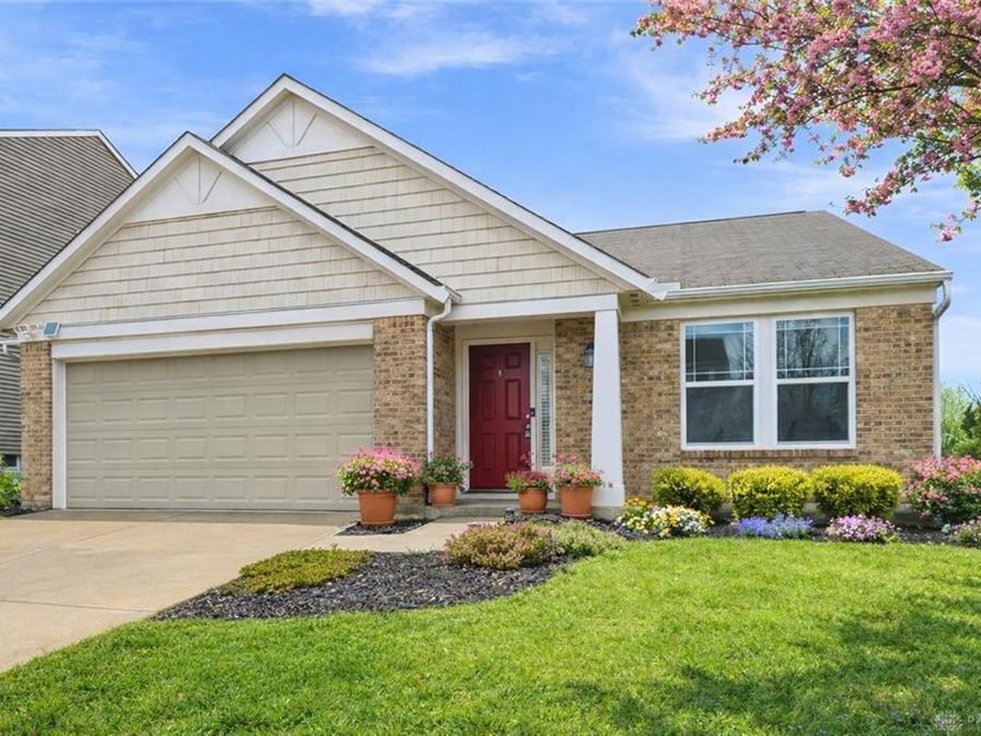 4264 Hunting Hawk Drive, Turtlecreek Township, OH 45036 Photo 1