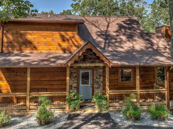 44 Windy Valley SPUR, Blue Ridge, GA 30513