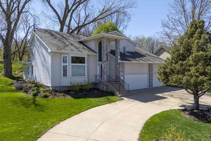 12525 Burt Street, Omaha, NE 68154