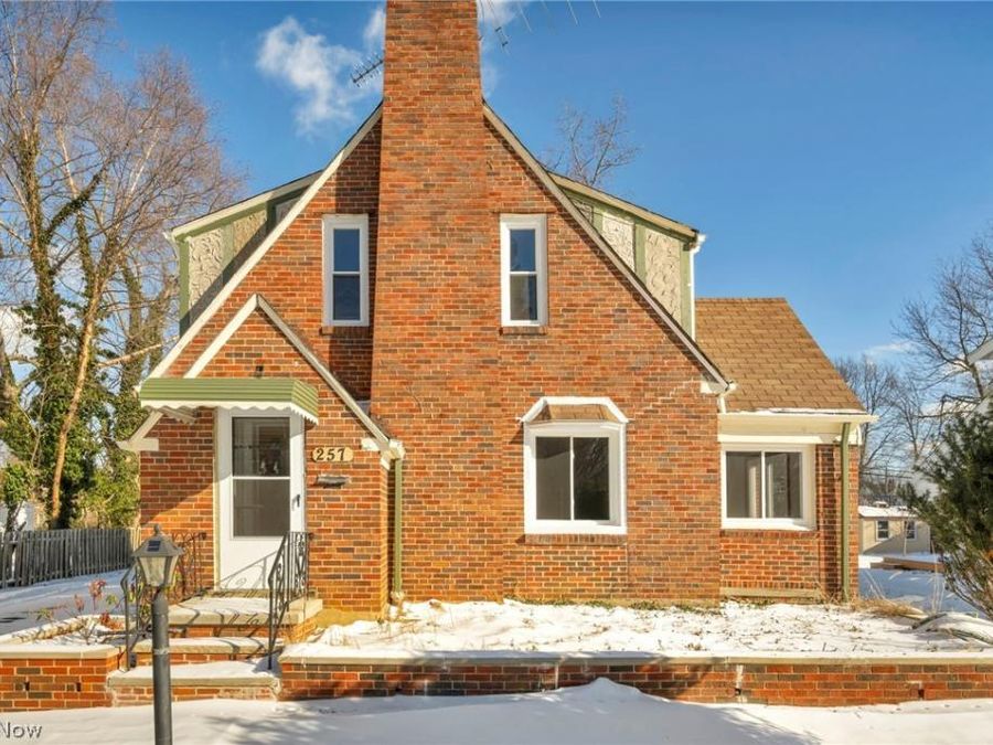 257 E 270th Street , Euclid, OH 44132 Photo 1