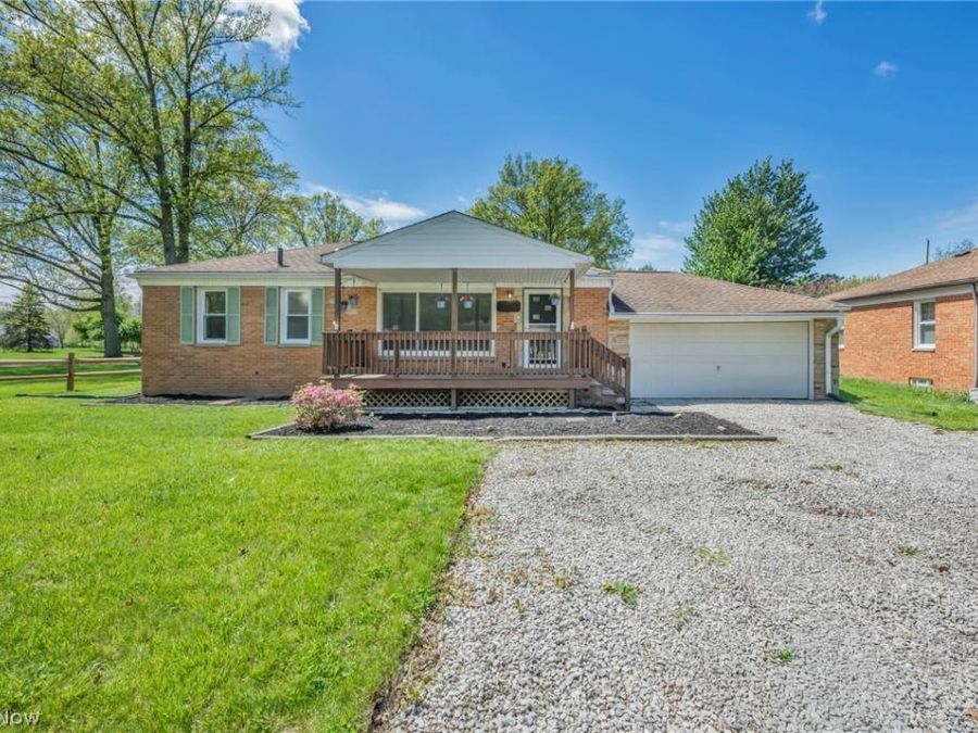 2124 Eaton Drive , Avon, OH 44011 Photo 1
