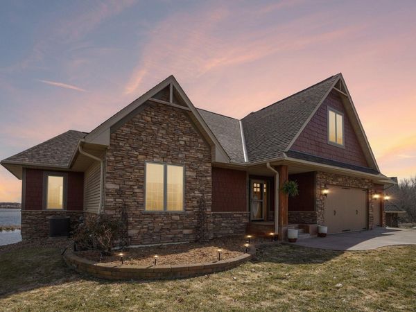 29411 Morningside Court , Lindstrom, MN 55045