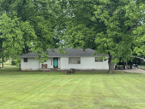 510 N Church, Okolona, MS 38860
