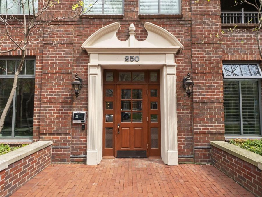 250 Daniel Burnham Square , Unit 710, Columbus, OH 43215 Photo 1