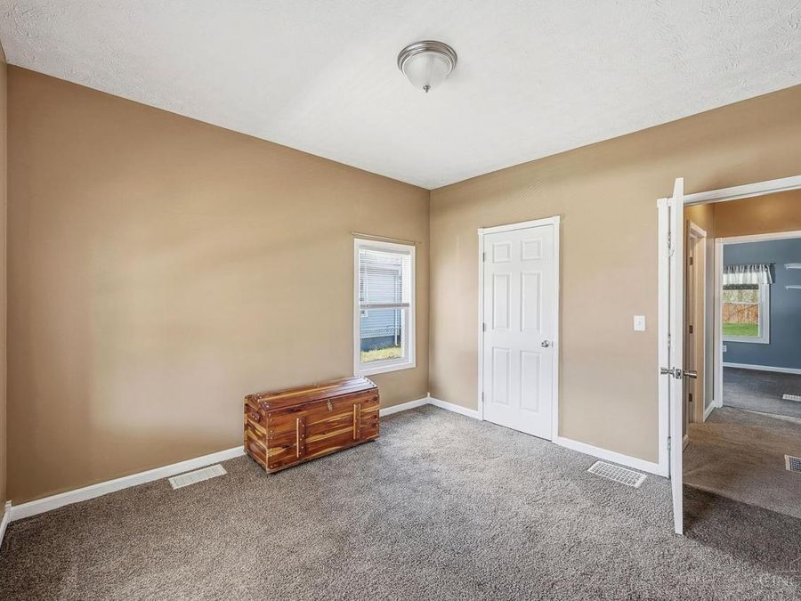 609 Buena Avenue, Middletown, OH 45044 Photo 12