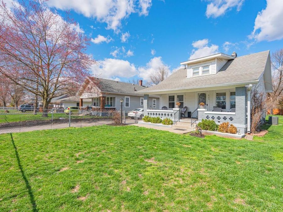 609 Buena Avenue, Middletown, OH 45044 Photo 2