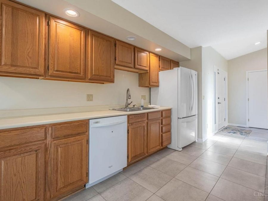 2237 Sweetbriar Lane, Cincinnati, OH 45239 Photo 10