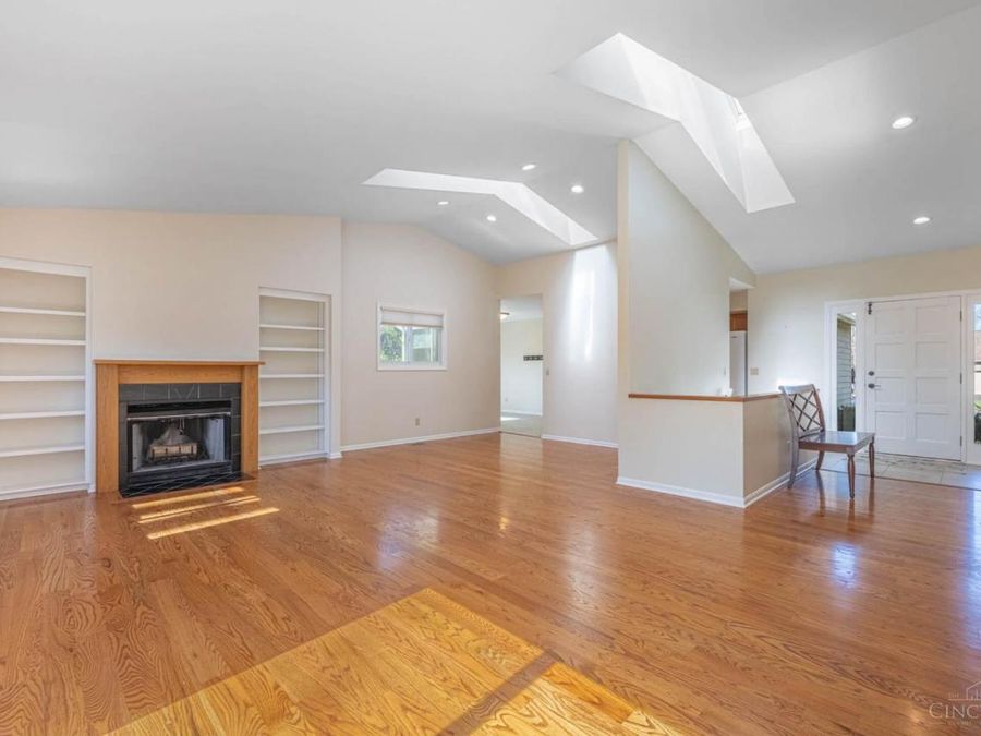 2237 Sweetbriar Lane, Cincinnati, OH 45239 Photo 3