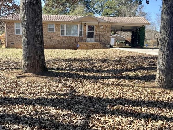 387 Crawford Road, Scottsboro, AL 35768